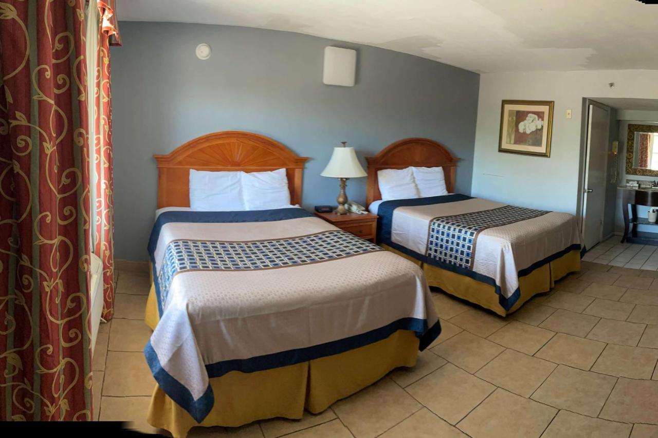 Travelodge By Wyndham Venice Motel Venice Gardens