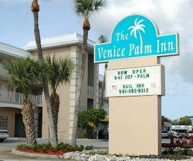 Travelodge By Wyndham Venice Motel