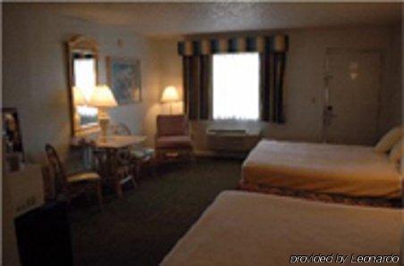 Travelodge By Wyndham Venice Motel Venice Gardens