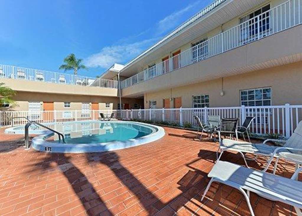Travelodge By Wyndham Venice Motel Venice Gardens