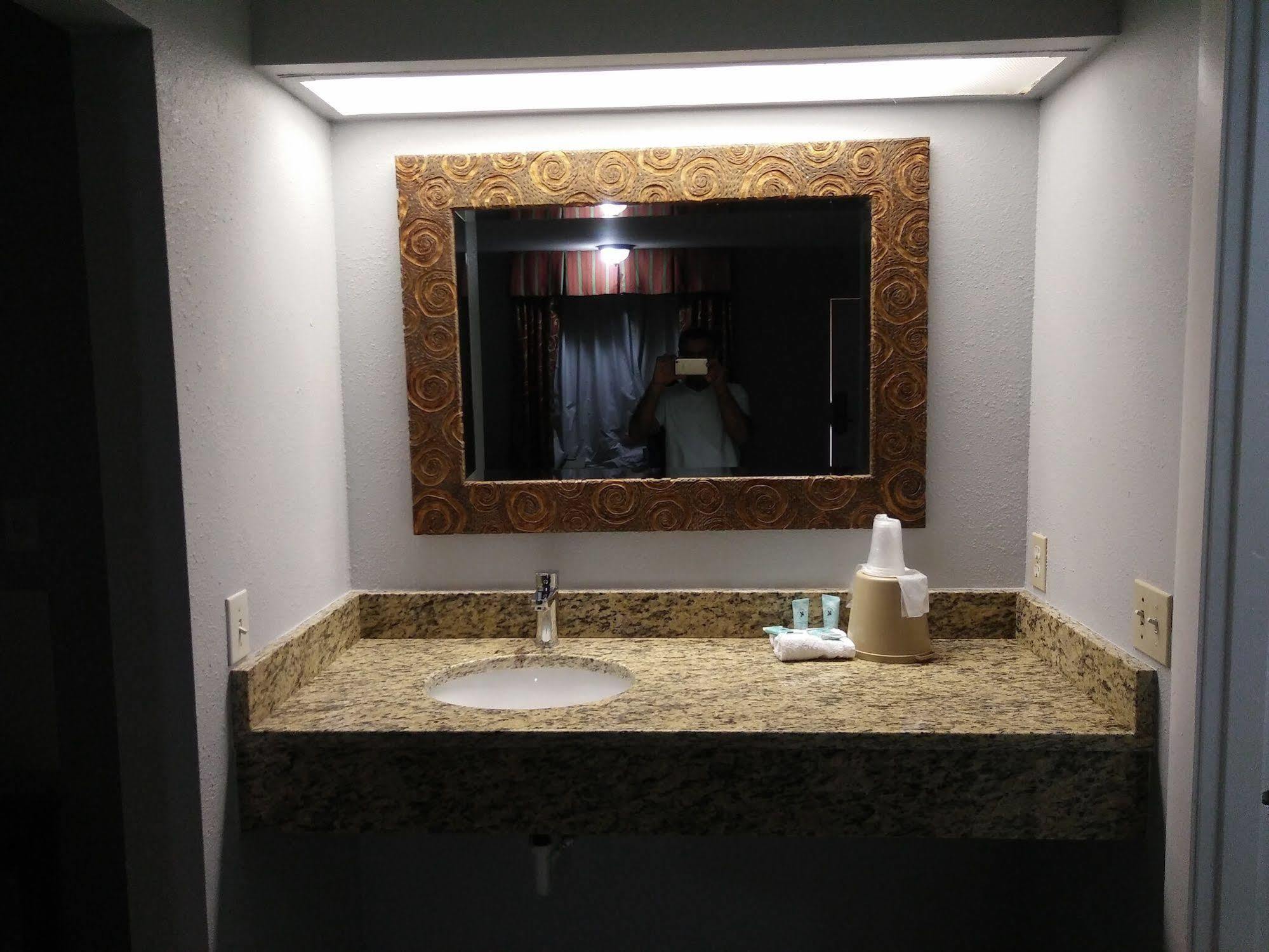 Travelodge By Wyndham Venice